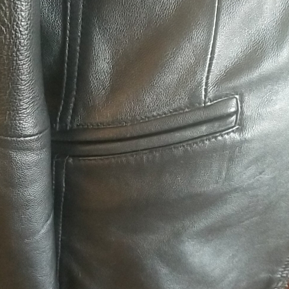 Black leather women's blazer - Picture 4 of 11